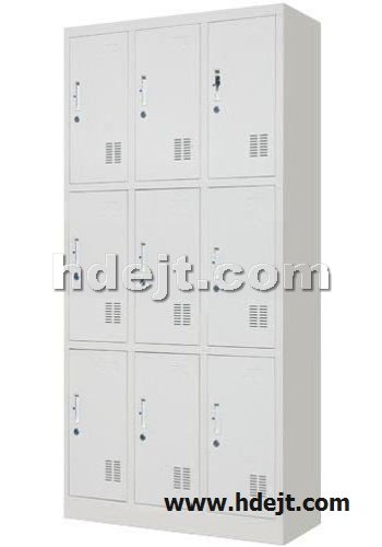 點(diǎn)擊查看商品:九門更衣柜